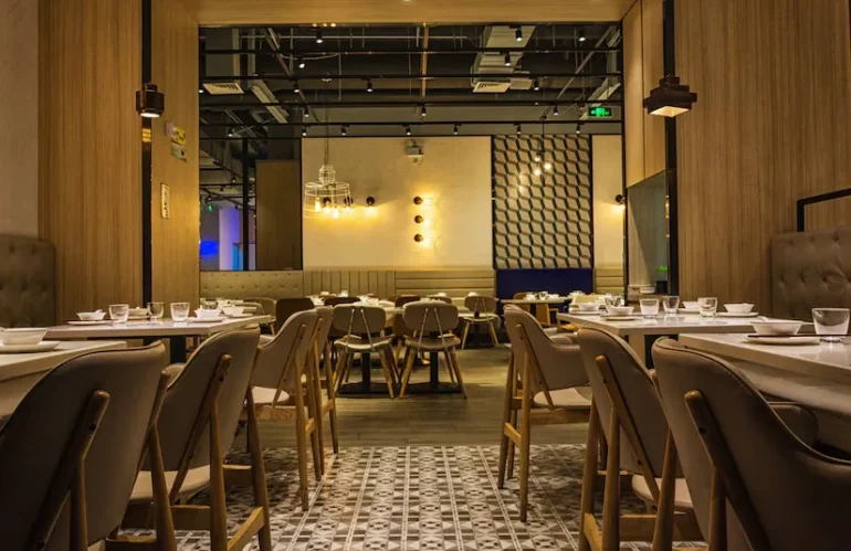 Restaurant Interior 1127 3392.Av for a Texas commercial facility, installed and serviced by Kingsedco